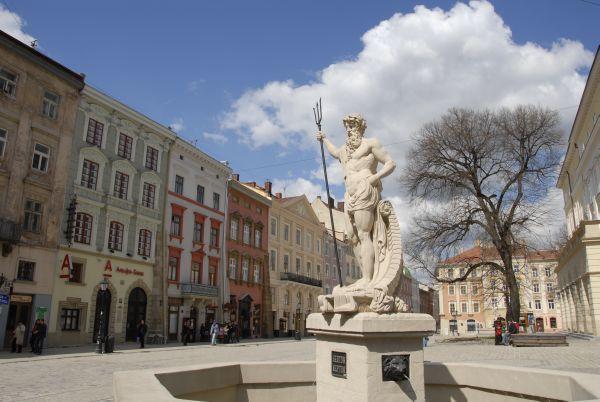 Romantic Apartment On Rynok Square With Air-Conditioning Лвив Екстериор снимка