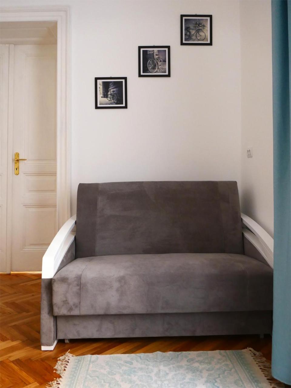 Romantic Apartment On Rynok Square With Air-Conditioning Лвив Екстериор снимка